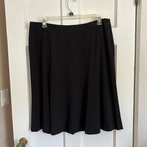 Style & Co black 16W swing skirt EUC